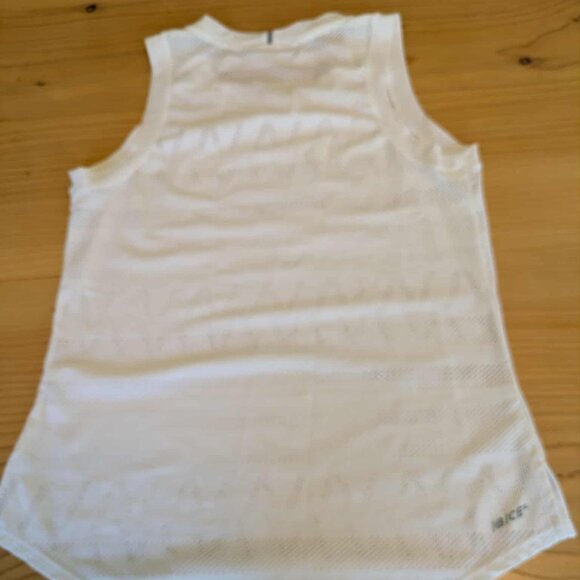 New Balance Tank Top Women's Small Ice White Mesh Athletic Running Top - Picture 5 of 7